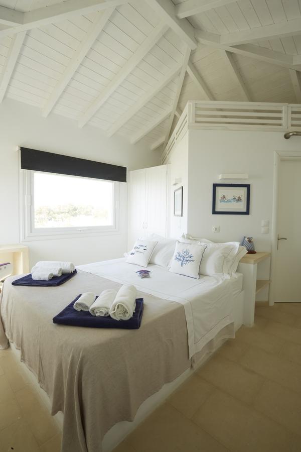 Acantha Boutique Hotel Ereikoussa エクステリア 写真