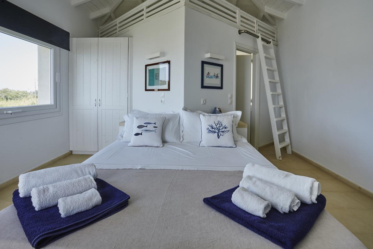 Acantha Boutique Hotel Ereikoussa エクステリア 写真