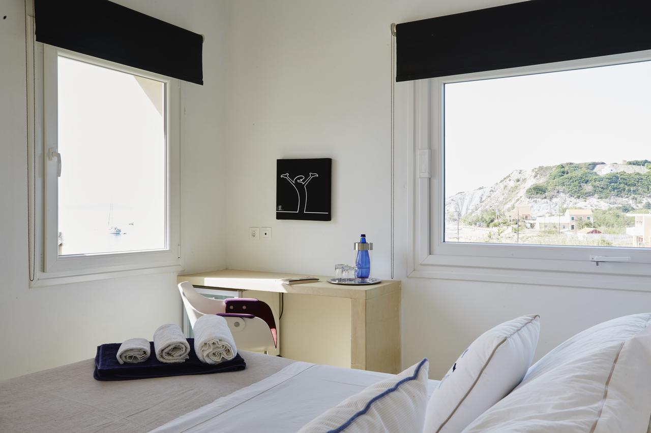 Acantha Boutique Hotel Ereikoussa エクステリア 写真