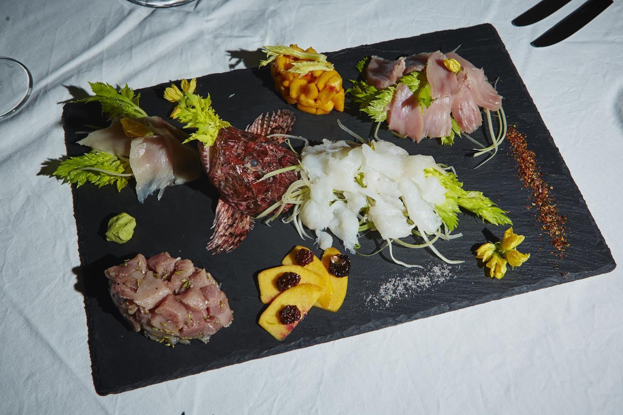 Acantha Boutique Hotel Ereikoussa エクステリア 写真